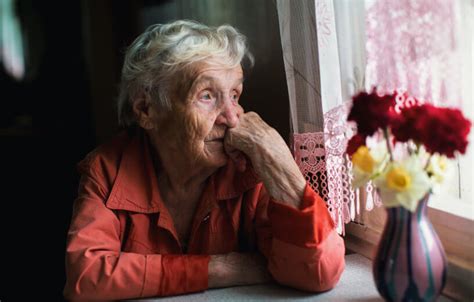 Alone and vulnerable: Healthcare system is failing Americans with cognitive decline, study says