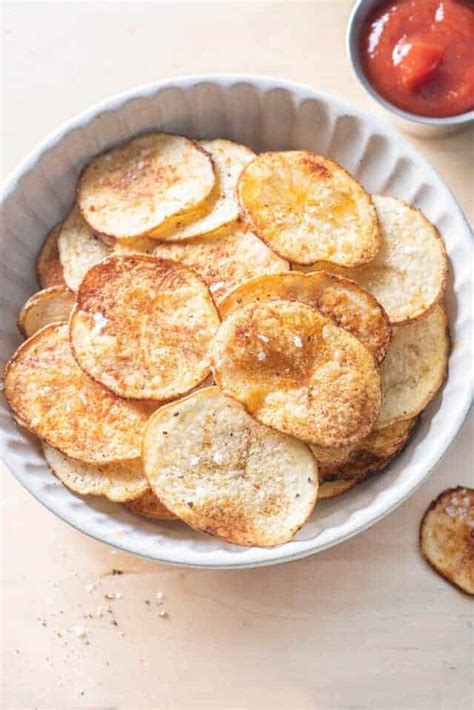 Oven Baked Potato Chips {Easy Recipe} | FeelGoodFoodie