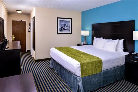 Best Western Leesburg Hotel & Conference Center $105 ($̶1̶3̶0̶) - UPDATED 2018 Prices & Motel ...