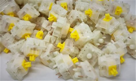 Gateron Milky Yellow Pro (KS-3) | Custom Keyboard Co.