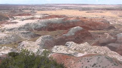 The Painted Desert Rim Trail in the Petrified Forest National Park - YouTube