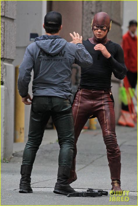 Grant Gustin & Stephen Amell Shoot 'The Flash' & 'Arrow' Crossover in Vancouver - See the Pics ...