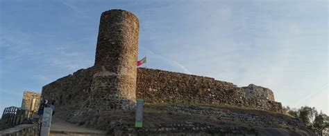 Aljezur, preserve its wild secret beaches. | holiday-active.com