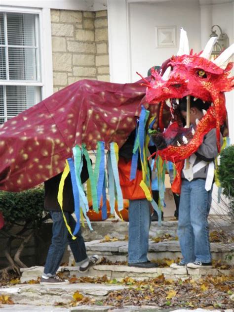 Diy Halloween Dragon :) | Costume De Dragon, Dragon avec Fabriquer Un ...