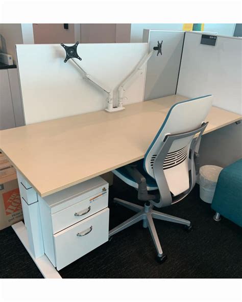 Steelcase Height Adjustable Desk - Direct Office Solutions