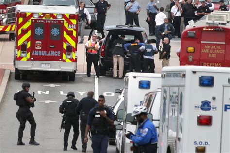 Gunman and 12 Victims Killed in Shooting at D.C. Navy Yard - The New York Times