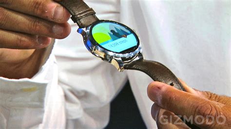 Fossil Unveils Android Wear Smartwatch