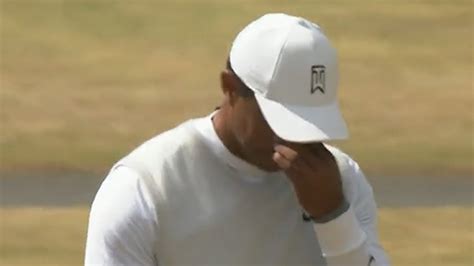 Tiger Woods Cries On 18th Fairway At St. Andrews