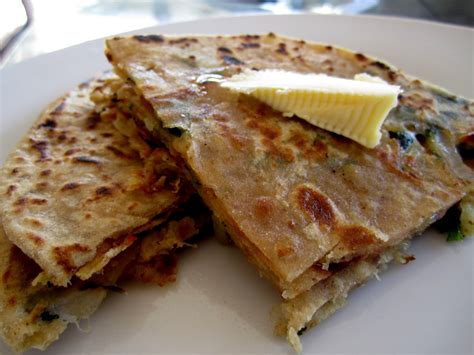 Payal's Cafe: Onion and Cheese Paratha