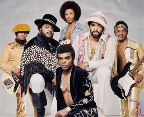 In The Spotlight: The Isley Brothers - Cover Me