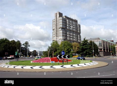 County Hall council offices, Aylesbury, Buckinghamshire, England, UK Stock Photo - Alamy