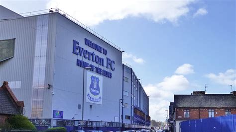 Everton Stadium Tour - Places to go | Lets Go With The Children