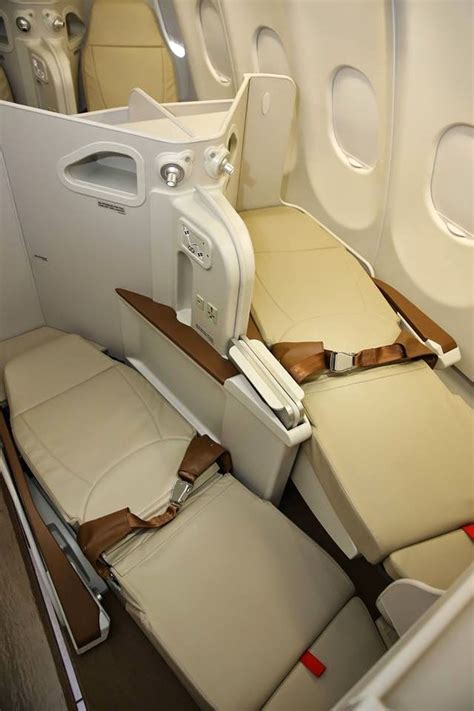 Philippine Airlines unveils new seats on board Airbus A330 HGW ...