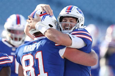 Bills Vs. Chiefs Betting Odds, Picks & NFL Playoff Predictions