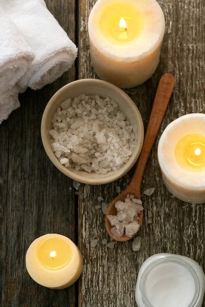 Free Photo | Aromatherapy treatment with candles