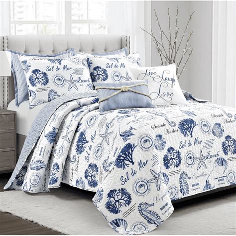 Coastal Blue Seashells Nautical Full/Queen Reversible Quilt Set (7 ...