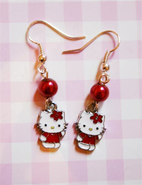 Hello Kitty earrings by HelianthusMay on DeviantArt