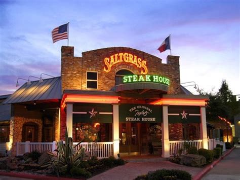 Join the Happy Hour at Saltgrass Steak House in Houston, TX 77096