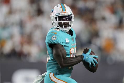 MIami Dolphins WR Tyreek Hill Confident in Teddy Bridewater - Sports ...