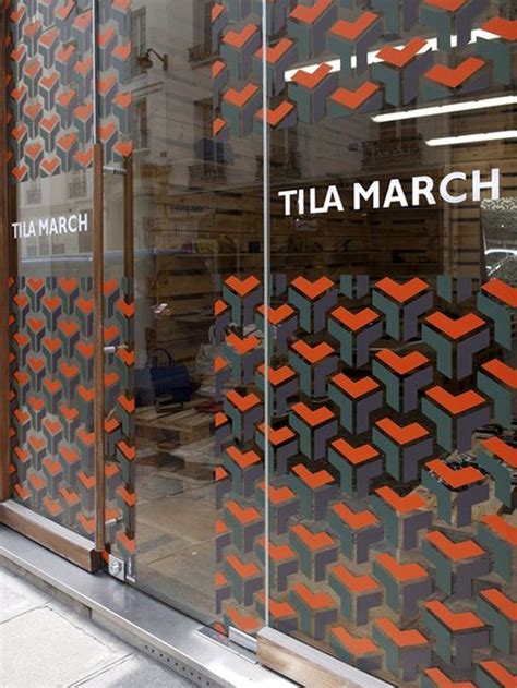 15 examples of storefront window decals to inspire you | TPH® – The Printing House Blog in 2020 ...