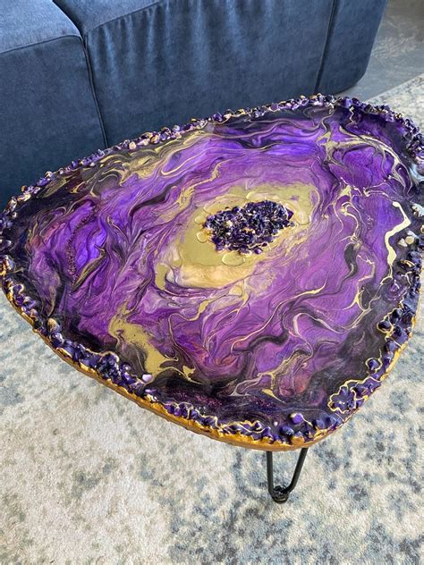 Amethyst Resin Table Epoxy Coffee Table Artist Art Violet Geod - Etsy | Amethyst geode, Purple ...