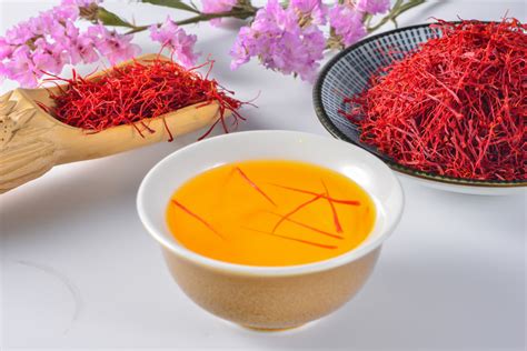 Saffron (Kesar) Tea: Healthy and Refreshing Choice | Neel Beverages
