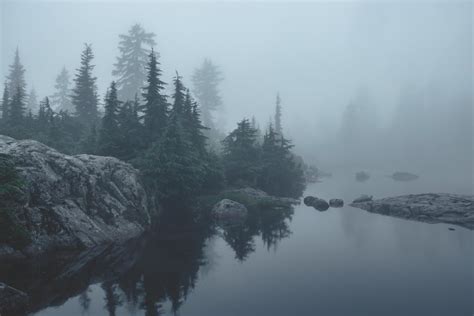 Fog on a mountain side lake - North Vancouver, BC. Canada [OC][6000x4000] : EarthPorn