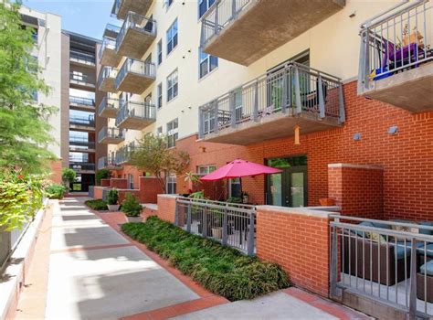 Luxury Apartments in Austin TX at AMLI Downtown | Austin apartment, Downtown austin apartments ...