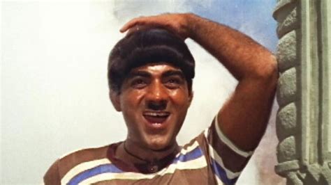 Mehmood Comedy Scenes From Movies: Watch Padosan, Sadhu Aur Shaitaan, Do Phool, Gumnaam, Pyar ...