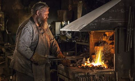 Medieval Blacksmith Clothes - Reliable Protection From Heat