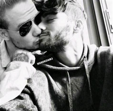 Zayn + Liam = Kiss😘 | Zayn ️ v roce 2019 | Láska je a Láska