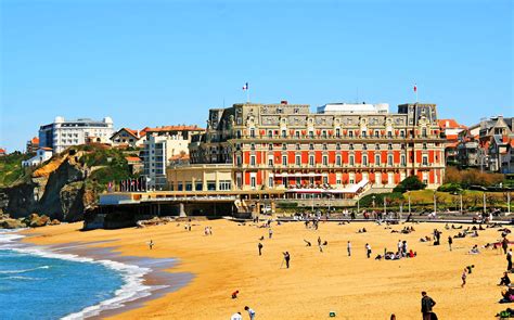 Golden Beach in the resort of Biarritz, France wallpapers and images - wallpapers, pictures, photos