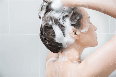 You’ve Been Washing Your Hair with Shampoo Wrong - The life pile