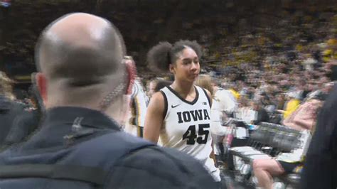 Hannah Stuelke steals the scoring spotlight in Hawkeyes’ win