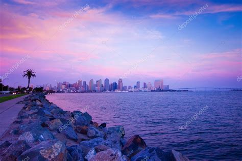 San Diego Sunset Coastline and Skyline — Stock Photo © littleny #13519980