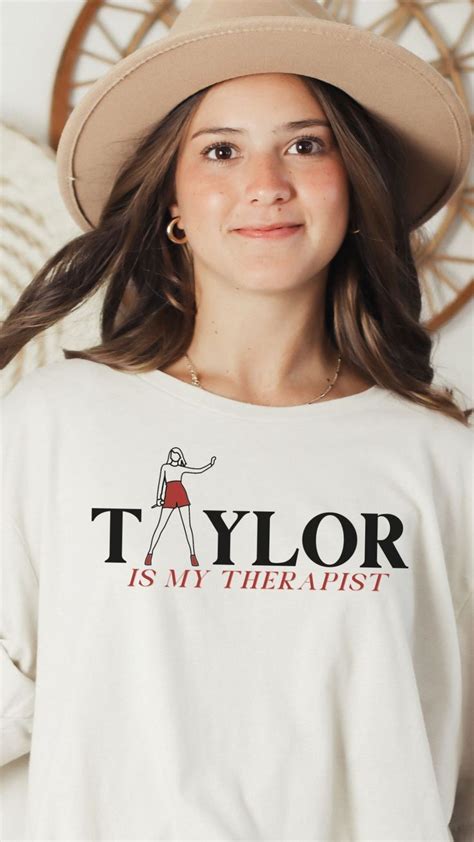 Taylor swiftie merch, swiftie shirt, Taylor Swift tshirt Taylor Swift Concert, Taylor Alison ...