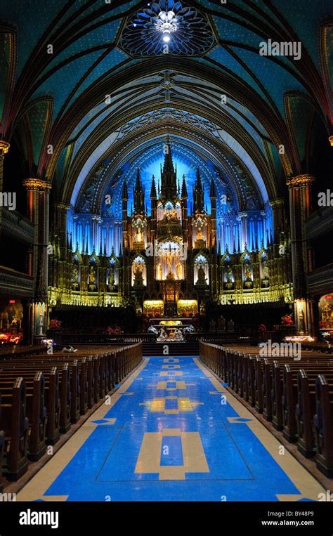 MONTREAL, Canada - Interior and main altar of the Notre-Dame Basilica ...