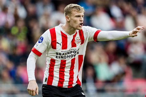 PSV maakt de belofte aan Branthwaite meteen waar | Foto | gelderlander.nl