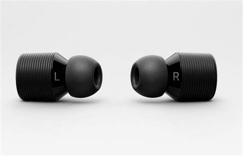 Completely Wireless Earbuds Are Finally Here, And They're Glorious