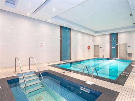 Indoor pool | Sandman Hotel & Suites Winnipeg Airport