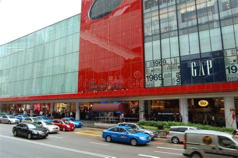 The Centrepoint Mall Facade in Orchard, Singapore Editorial Photography ...