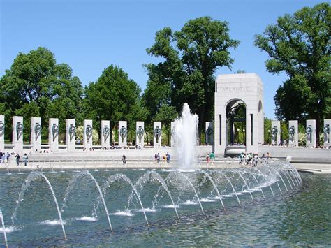 Photos of the World War II Memorial in Washington, DC