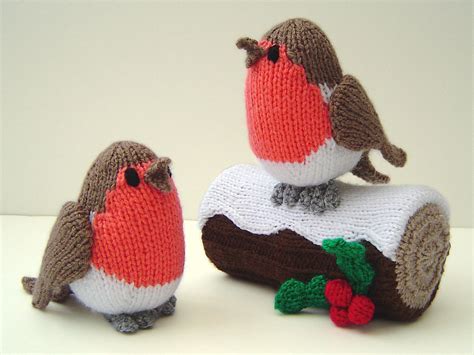 BEAUTIFULLY KNITTED CHRISTMAS ORNAMENTS...... - Godfather Style