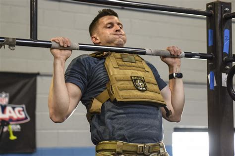 The Best Pull Up Bar Workouts - Tested And Proven To Work