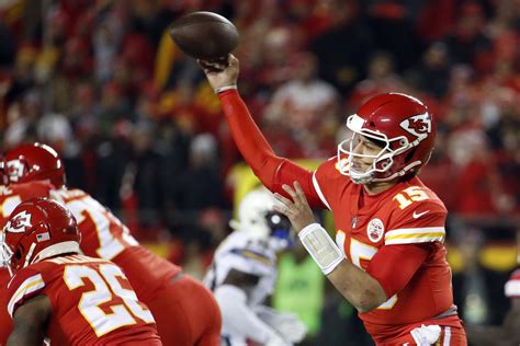 Patrick Mahomes has two great highlights on first drive