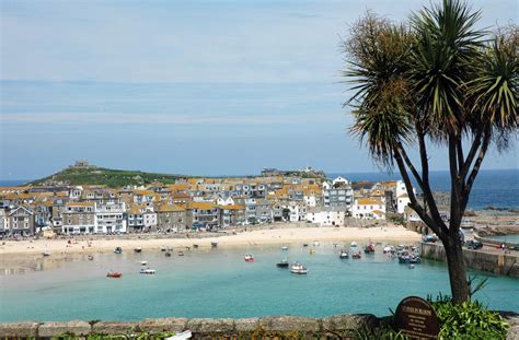 St Ives Harbour from the Malakoff | Cornwall Guide Images