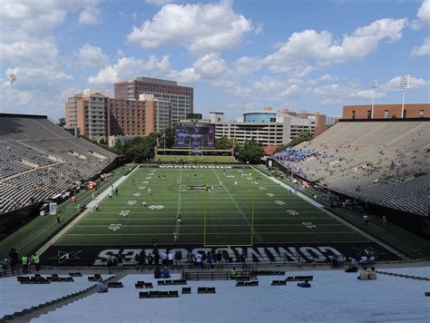 EXCLUSIVE: Vanderbilt in talks for new football stadium | USA TODAY Sports