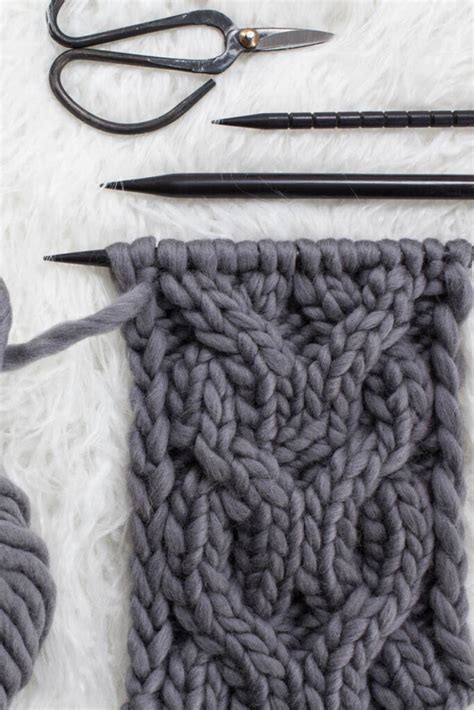 Double-O Cable Knitting Stitch : Download it Now