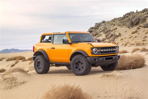 5 Reasons to Check Out the 2022 2-Door Ford Bronco | Sunrise Ford 5 ...