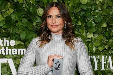 Mariska Hargitay Reflects on Playing Olivia Benson on SVU at Gotham TV Awards: 'An Unstoppable ...